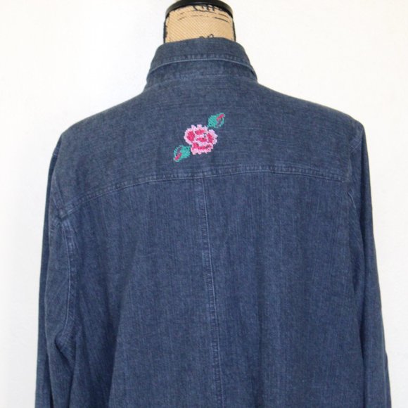 Liz & Me Blue Denim Button Up Long Sleeve Shirt Embroidered Flowers Womens XL/1X - Picture 6 of 9